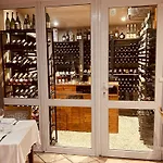 Le Clos De Mutigny Hotel 3*