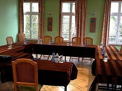 Отель Le Clos De Mutigny