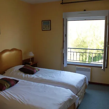 Le Clos De Mutigny Отель 3*