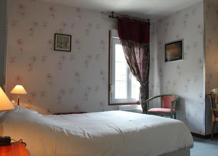 Le Clos De Mutigny Otel 3*