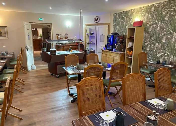 Le Clos De Mutigny Otel 3*