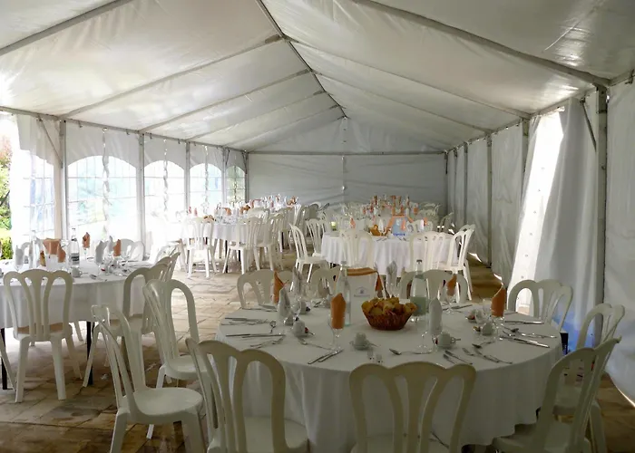 Le Clos De Mutigny Otel 3*